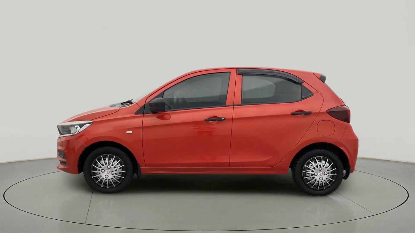 2020 Tata Tiago XE PETROL, Petrol, Manual, 71,225 km, Left Side