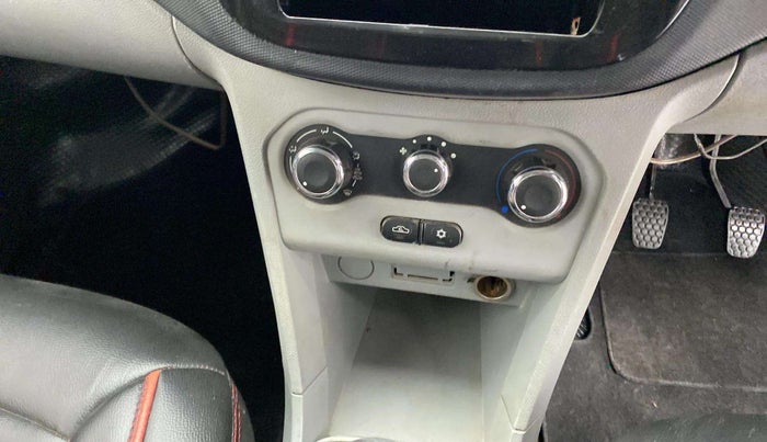 2020 Tata Tiago XE PETROL, Petrol, Manual, 70,764 km, AC Unit - Car heater not working