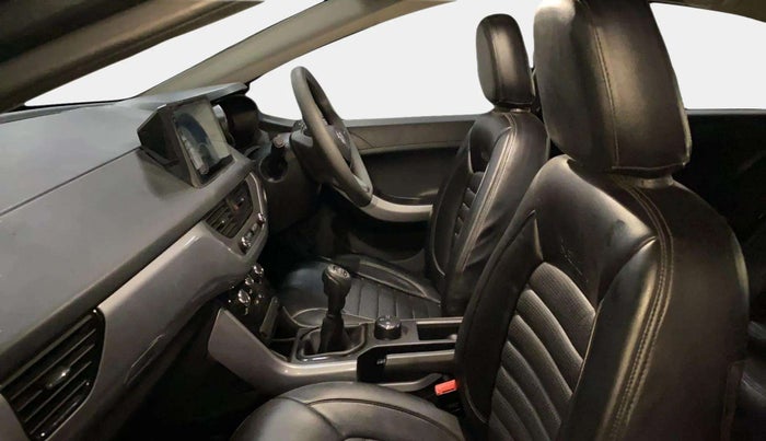 2021 Tata NEXON XM SUNROOF PETROL, Petrol, Manual, 29,336 km, Right Side Front Door Cabin