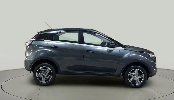 2021 Tata NEXON XM SUNROOF PETROL, Petrol, Manual, 29,336 km, Right Side View