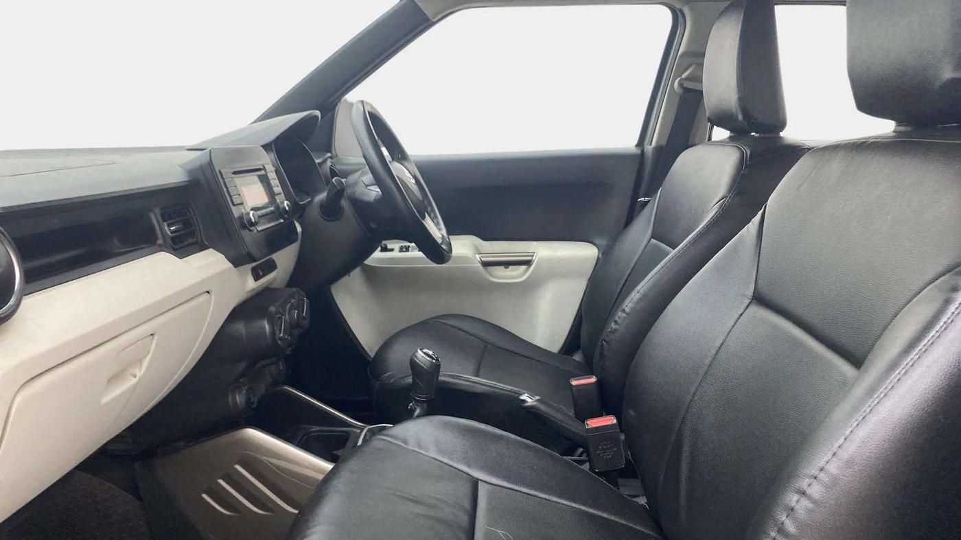2017 Maruti IGNIS DELTA 1.2, Petrol, Manual, 68,729 km, Right Side Front Door Cabin