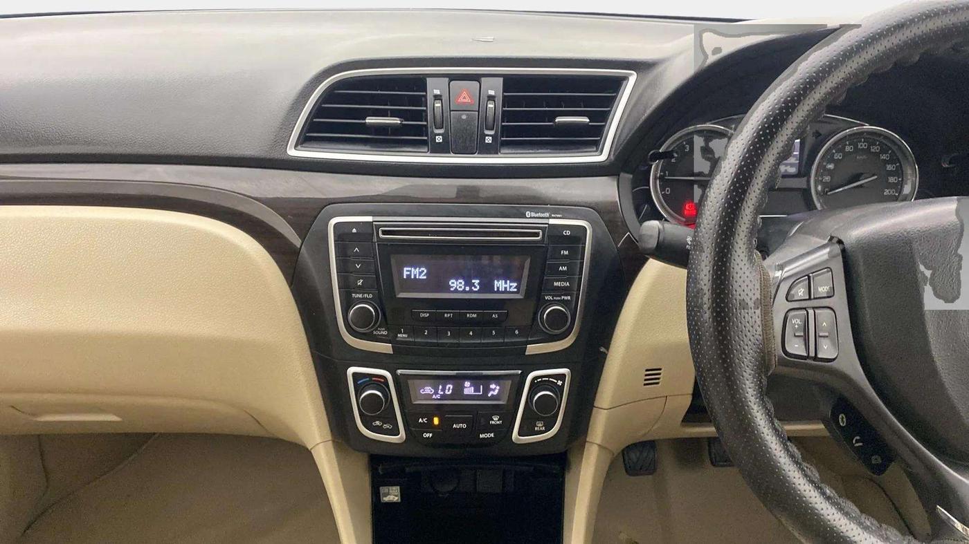2018 Maruti Ciaz DELTA 1.4 MT PETROL, Petrol, Manual, 60,623 km, Air Conditioner