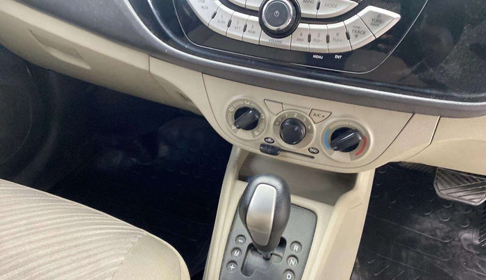 2019 Maruti Alto K10 VXI AMT, Petrol, Automatic, 56,278 km, AC Unit - Directional switch has minor damage