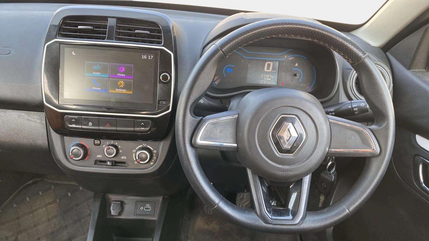 2022 Renault Kwid CLIMBER MT 1.0, Petrol, Manual, 27,477 km, Steering Wheel Close Up