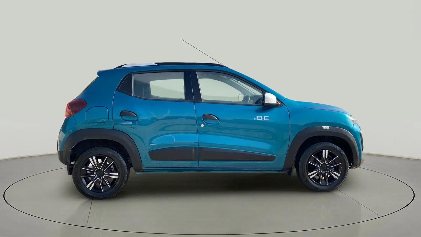 2022 Renault Kwid CLIMBER MT 1.0, Petrol, Manual, 27,477 km, Right Side