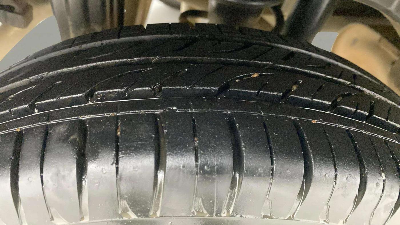 2018 Maruti Alto K10 VXI (O) AMT, Petrol, Automatic, 31,550 km, Right Rear Tyre Tread