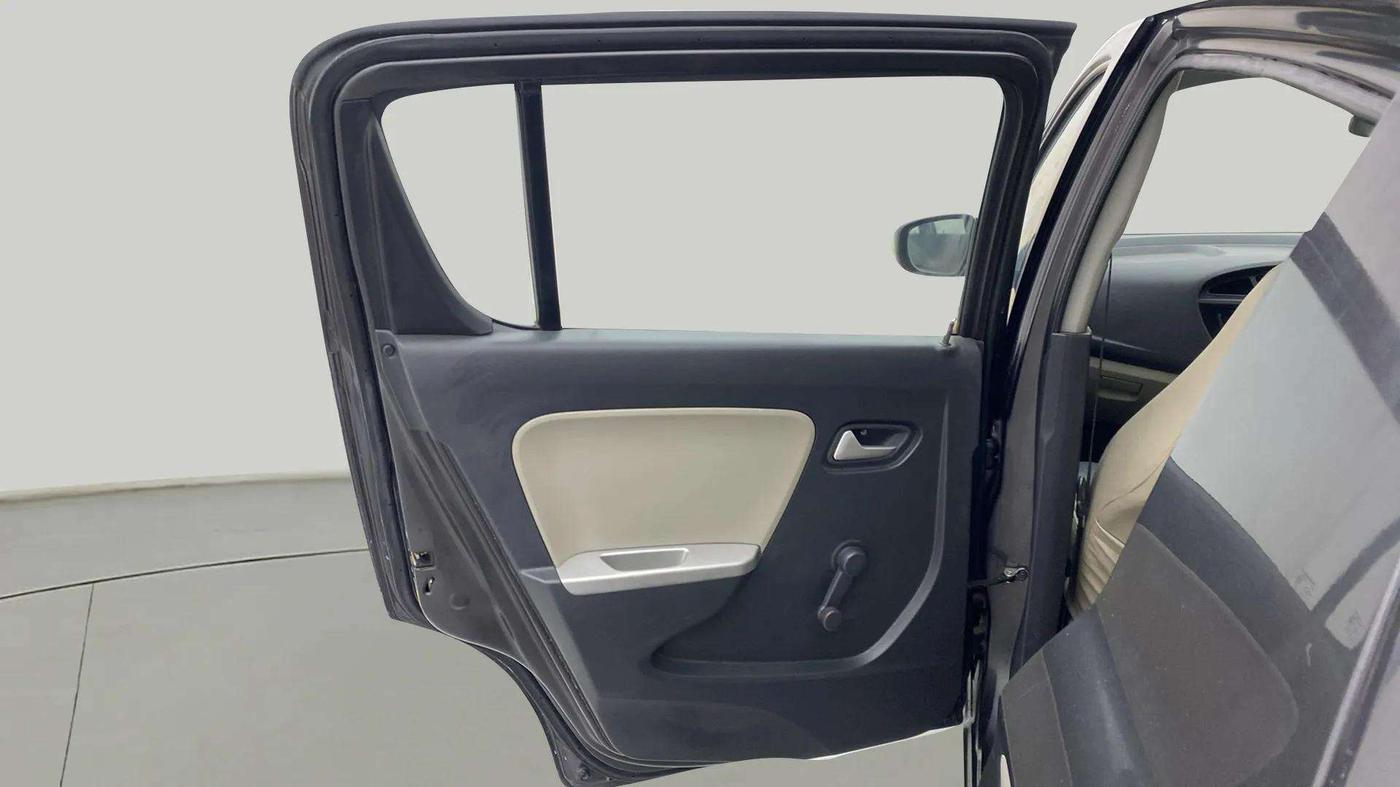 2018 Maruti Alto K10 VXI (O) AMT, Petrol, Automatic, 31,550 km, LHS Rear Door