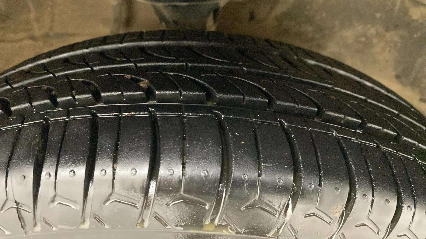 2018 Maruti Alto K10 VXI (O) AMT, Petrol, Automatic, 31,550 km, Right Front Tyre Tread