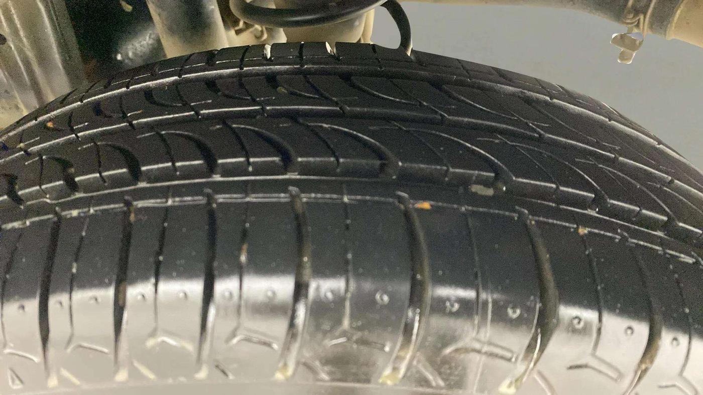 2018 Maruti Alto K10 VXI (O) AMT, Petrol, Automatic, 31,550 km, Left Rear Tyre Tread