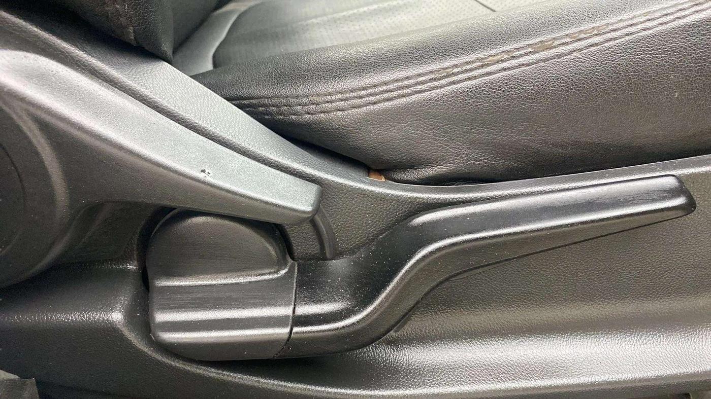 2020 Honda Amaze 1.2L I-VTEC VX CVT, Petrol, Automatic, 63,833 km, Driver Side Adjustment Panel