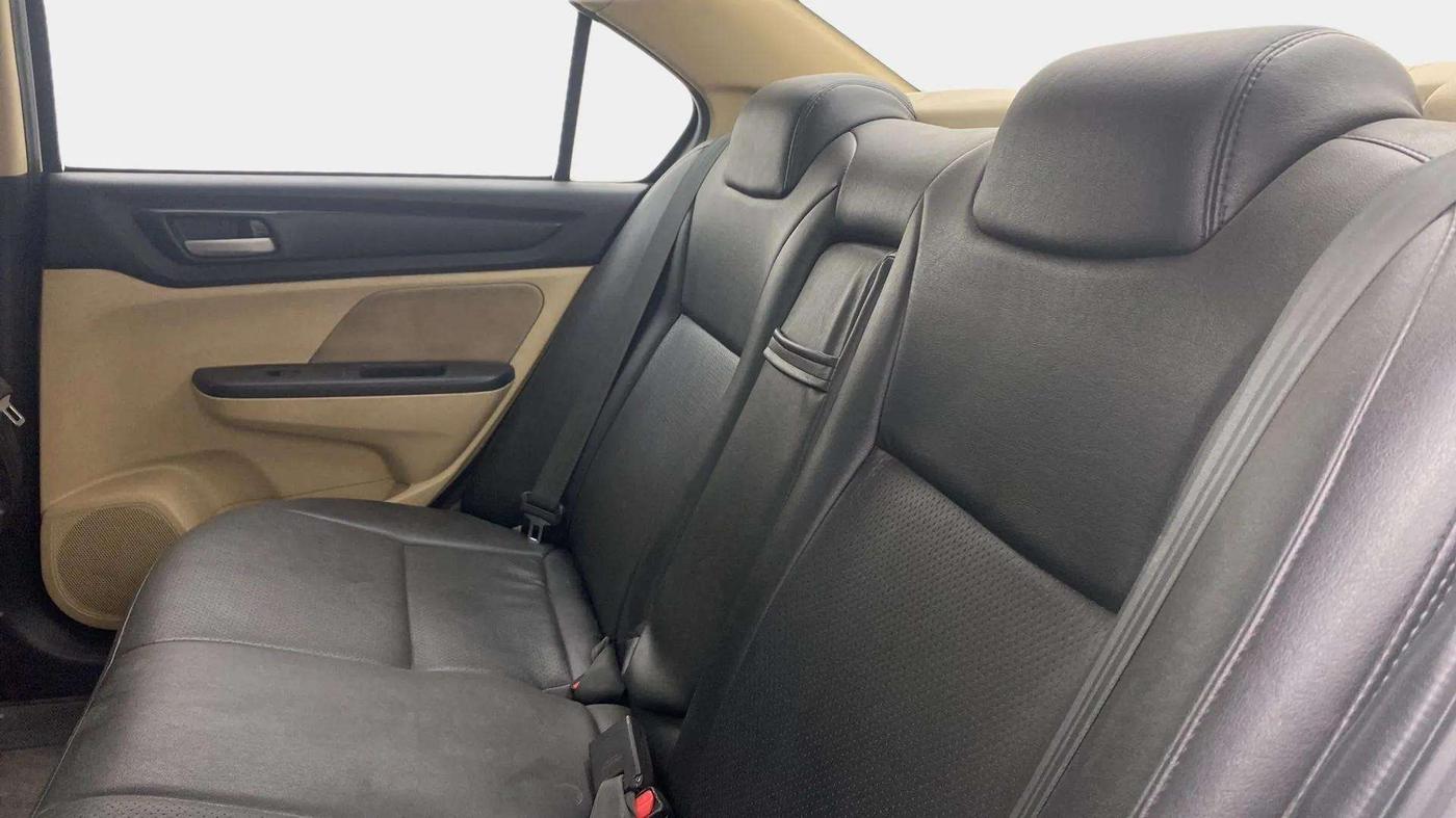 2020 Honda Amaze 1.2L I-VTEC VX CVT, Petrol, Automatic, 63,833 km, Right Side Rear Door Cabin