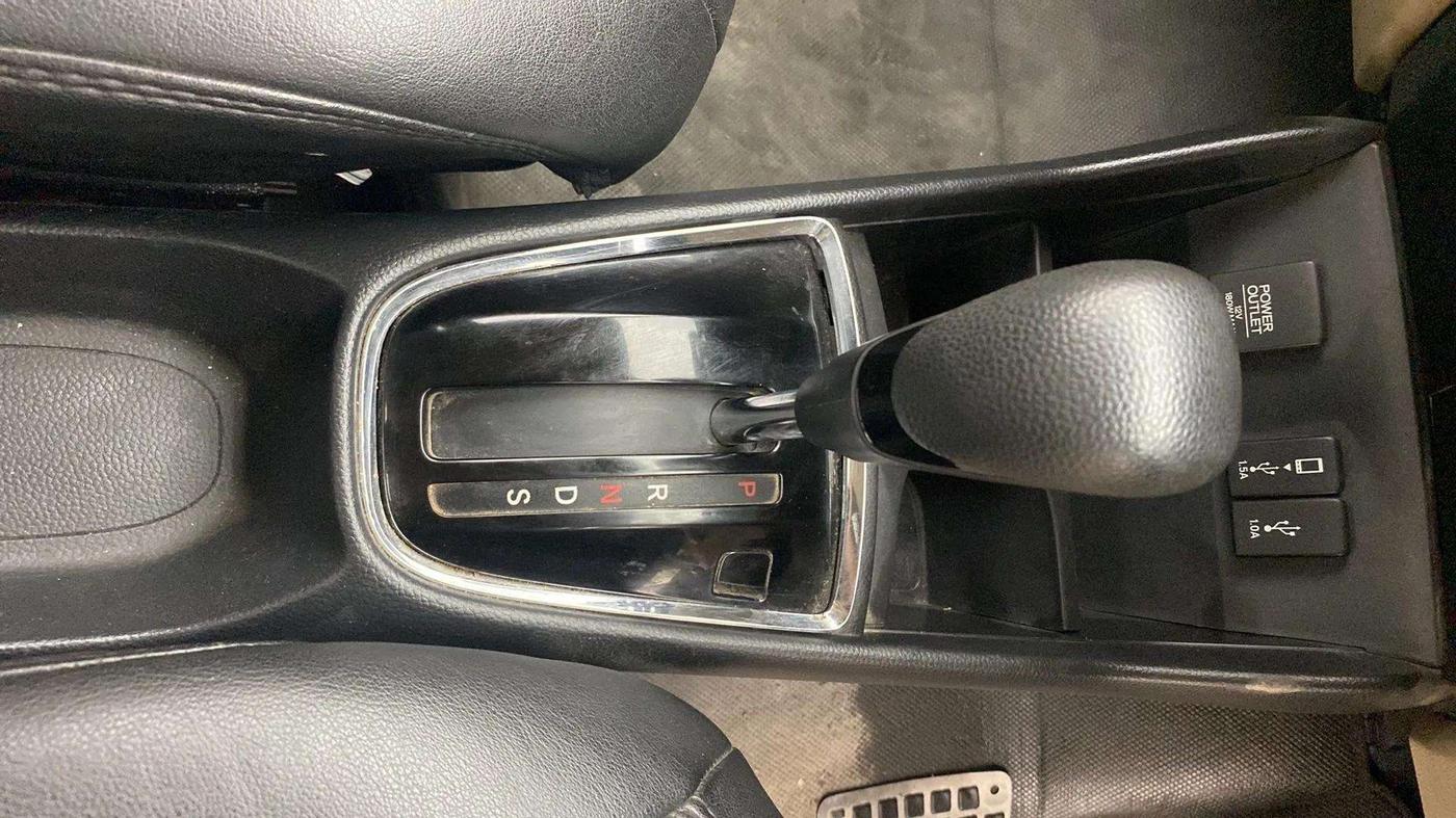 2020 Honda Amaze 1.2L I-VTEC VX CVT, Petrol, Automatic, 63,833 km, Gear Lever