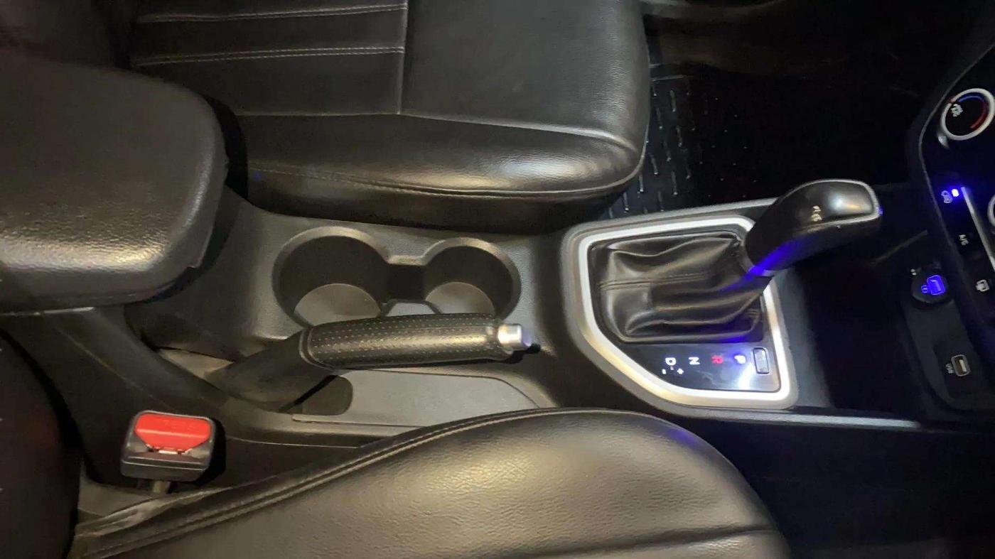 2019 Hyundai Creta S AT 1.6 DIESEL, Diesel, Automatic, 48,938 km, Gear Lever
