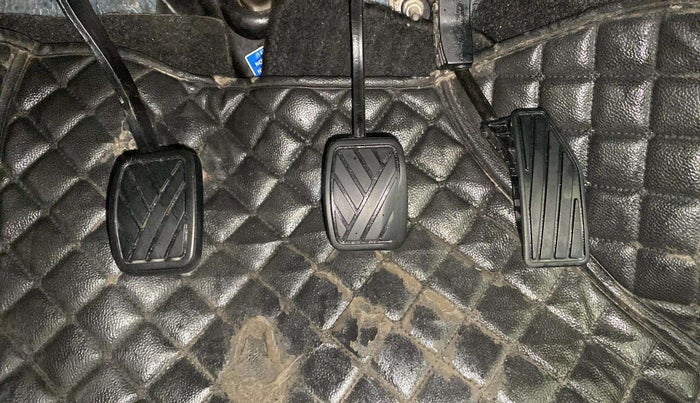 2020 Maruti Baleno SIGMA PETROL 1.2, Petrol, Manual, 74,930 km, Pedals