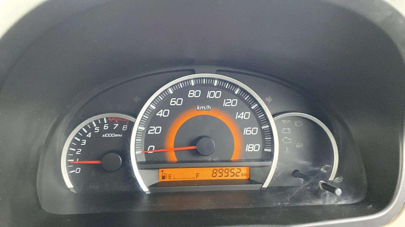 2016 Maruti Wagon R 1.0 VXI OPT, Petrol, Manual, 90,111 km, Odometer Image