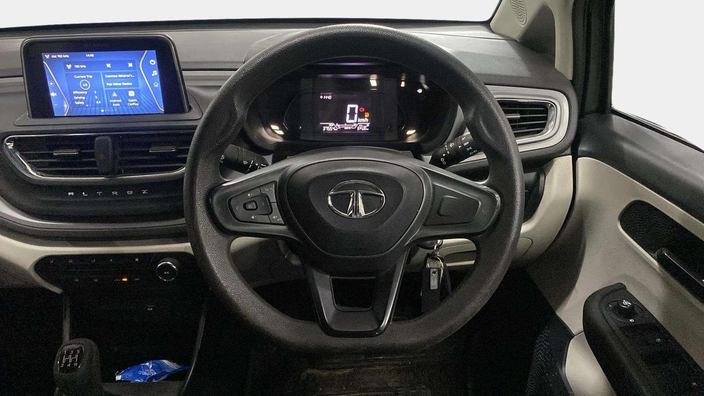 2023 Tata ALTROZ XM PLUS SUNROOF CNG, CNG, Manual, 37,606 km, Steering Wheel Close Up