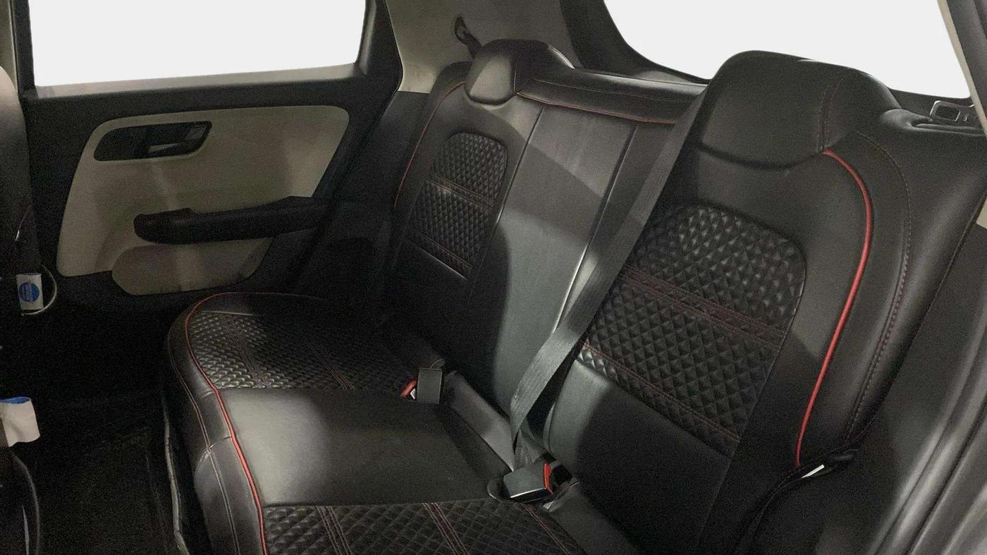 2023 Tata ALTROZ XM PLUS SUNROOF CNG, CNG, Manual, 37,606 km, Right Side Rear Door Cabin