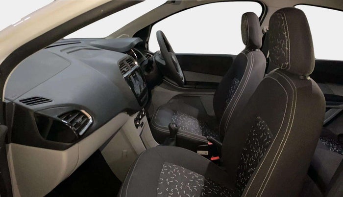 2021 Tata Tiago XT PETROL, Petrol, Manual, 20,972 km, Right Side Front Door Cabin