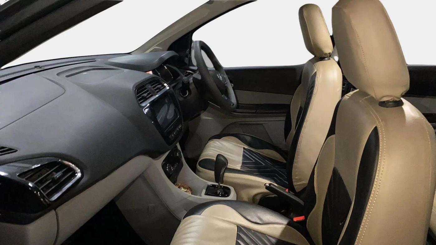 2021 Tata Tiago XZA PLUS PETROL, Petrol, Automatic, 19,499 km, Right Side Front Door Cabin