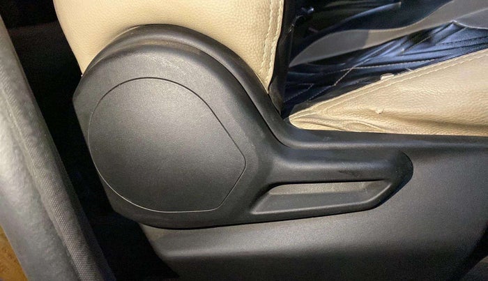 2021 Tata Tiago XZA PLUS PETROL, Petrol, Automatic, 19,415 km, Driver Side Adjustment Panel