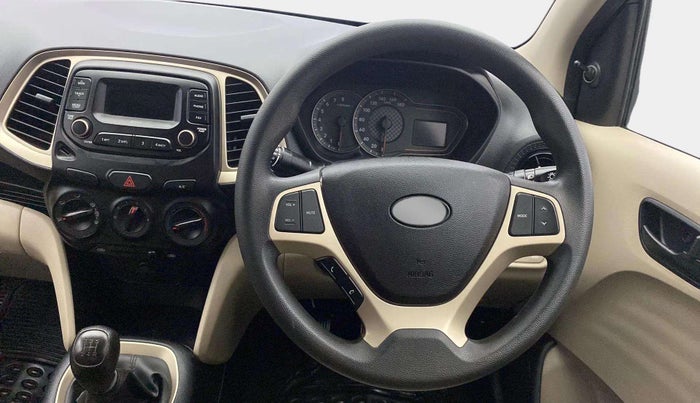 2020 Hyundai NEW SANTRO MAGNA, Petrol, Manual, 15,301 km, Steering Wheel Close Up