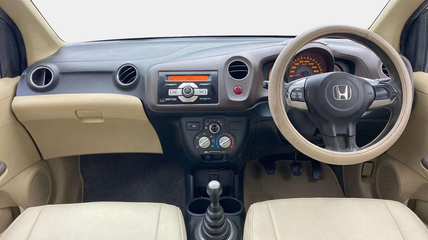 2013 Honda Amaze 1.2L I-VTEC S, Petrol, Manual, 1,00,042 km, Dashboard