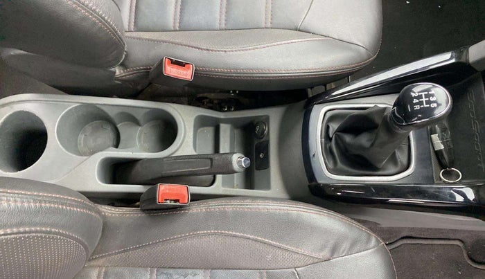 2017 Ford Ecosport TITANIUM + 1.5L DIESEL, Diesel, Manual, 39,633 km, Gear Lever