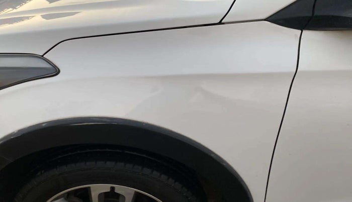 2019 Hyundai i20 Active 1.2 S, Petrol, Manual, 21,041 km, Left fender - Slightly dented