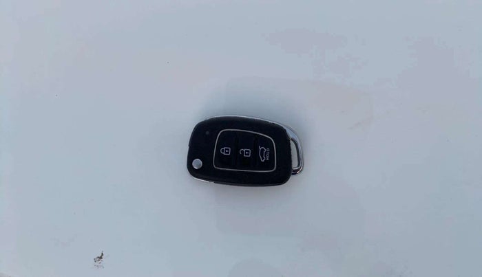 2019 Hyundai i20 Active 1.2 S, Petrol, Manual, 21,041 km, Key Close Up