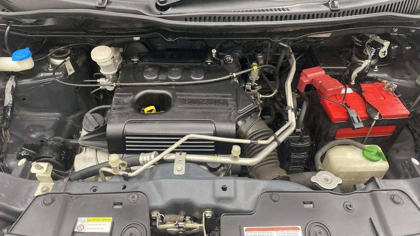 2017 Maruti Wagon R 1.0 VXI, Petrol, Manual, 47,123 km, Engine View