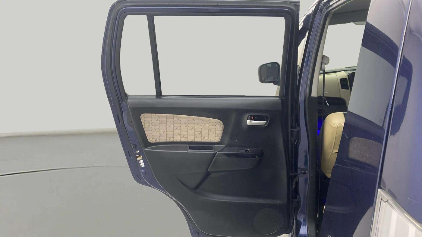 2017 Maruti Wagon R 1.0 VXI, Petrol, Manual, 47,123 km, LHS Rear Door
