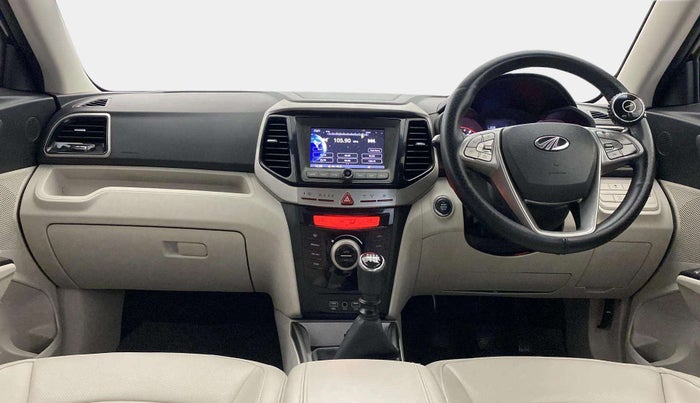 2020 Mahindra XUV300 W8 (O) 1.2 PETROL, Petrol, Manual, 49,542 km, Dashboard