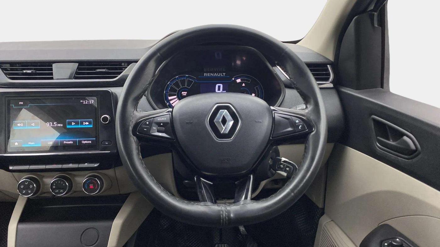 2023 Renault TRIBER RXT, Petrol, Manual, 15,520 km, Steering Wheel Close Up