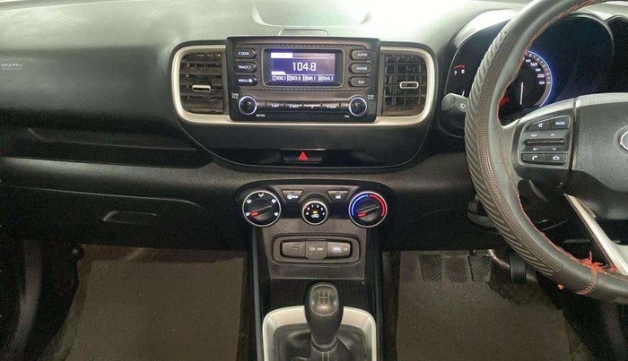 2022 Hyundai VENUE S 1.2, Petrol, Manual, 13,136 km, Air Conditioner