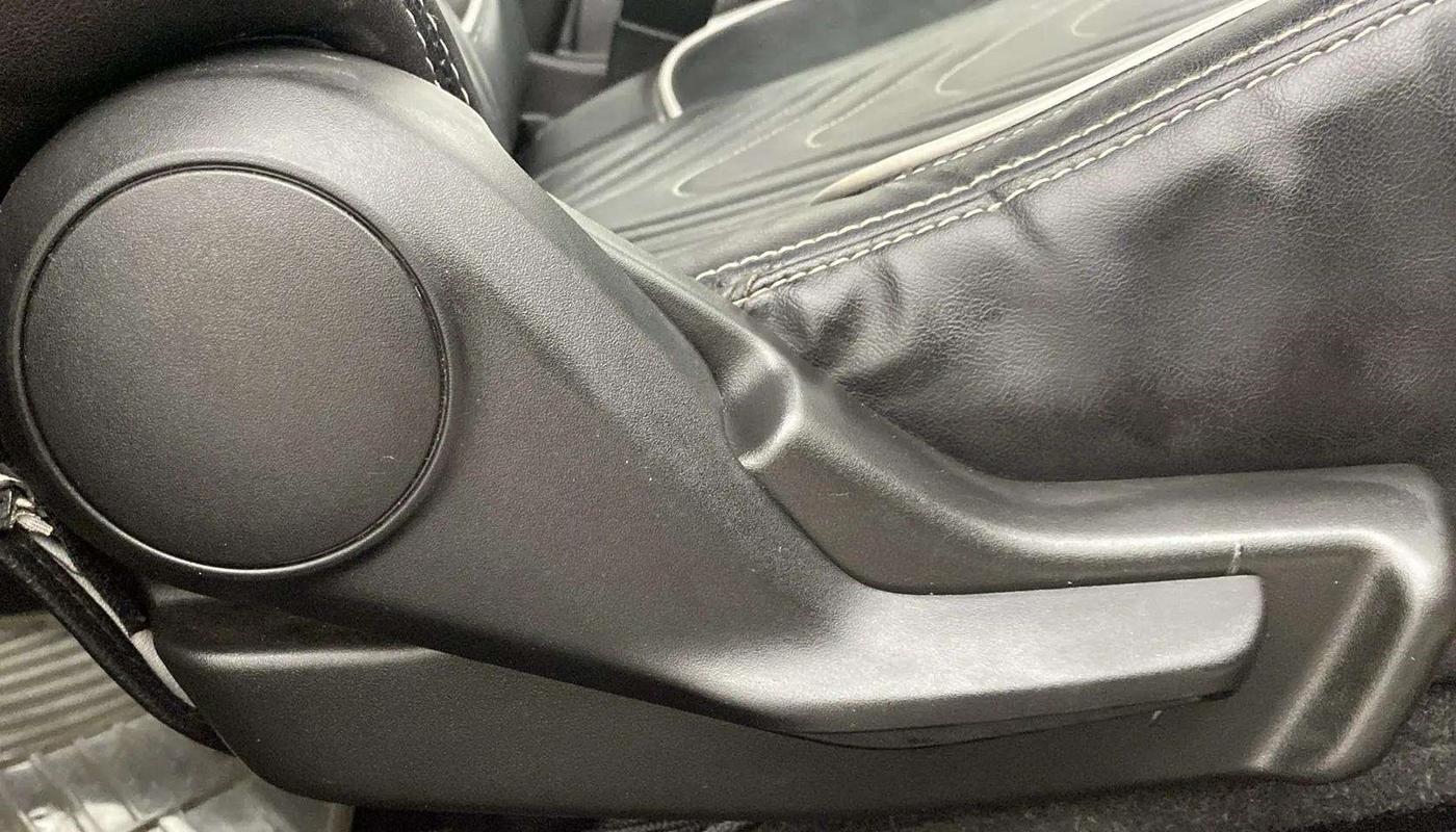 2018 Maruti Baleno DELTA CVT PETROL 1.2, Petrol, Automatic, 43,858 km, Driver Side Adjustment Panel
