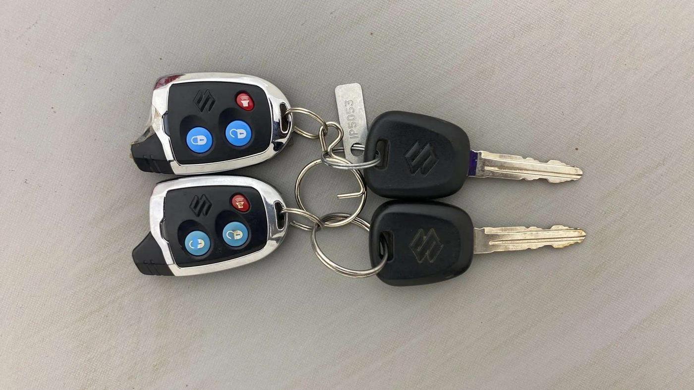 2017 Maruti Alto 800 LXI, Petrol, Manual, 31,032 km, Key Close Up