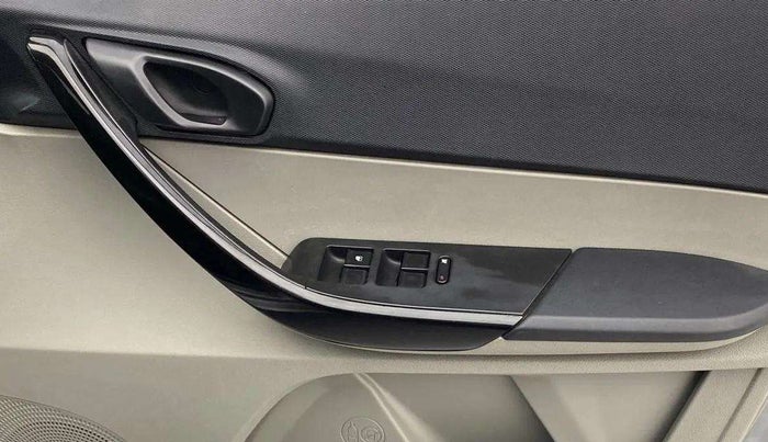 2019 Tata Tiago XM PETROL, Petrol, Manual, 40,109 km, Driver Side Door Panels Control