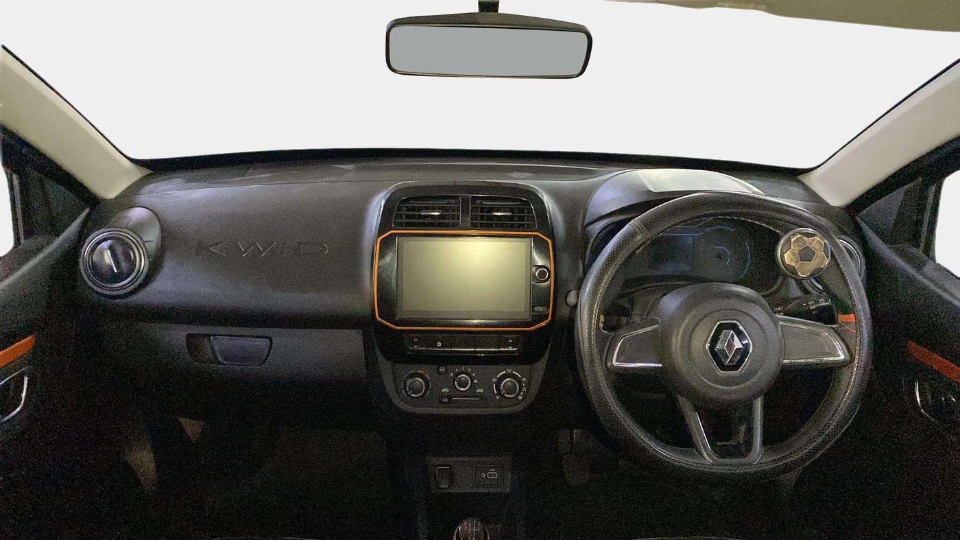 2022 Renault Kwid CLIMBER 1.0 (O), Petrol, Manual, 25,671 km, Dashboard