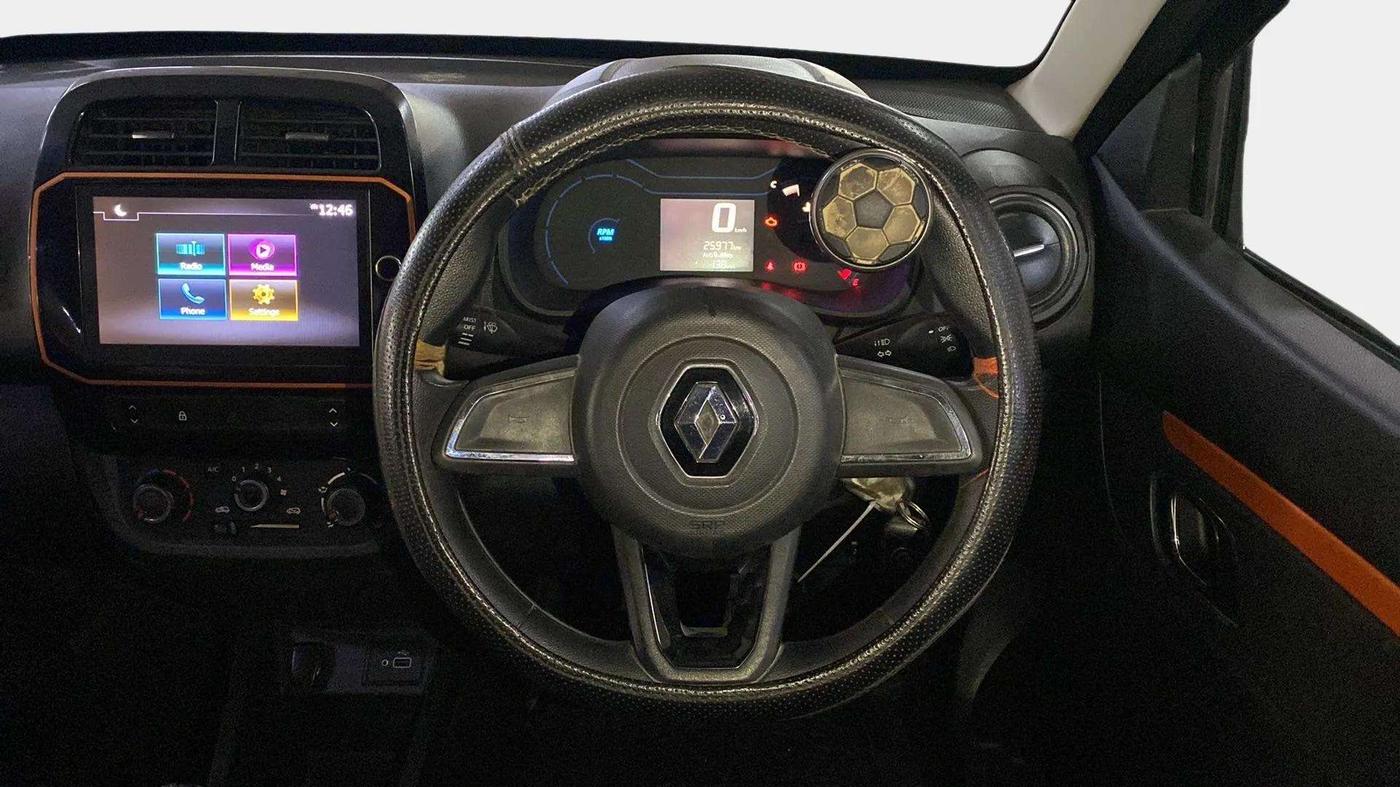 2022 Renault Kwid CLIMBER 1.0 (O), Petrol, Manual, 25,671 km, Steering Wheel Close Up
