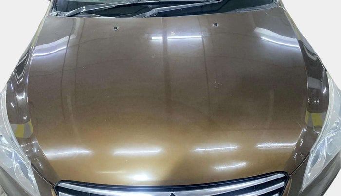 2017 Maruti Ciaz ALPHA 1.4 PETROL, Petrol, Manual, 32,225 km, Bonnet (hood) - Minor scratches