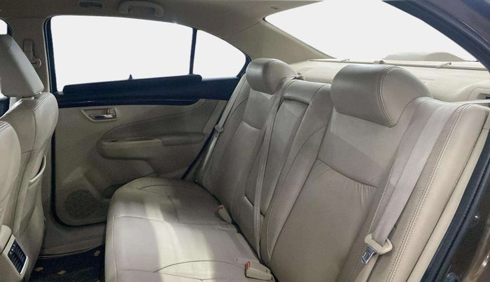 2017 Maruti Ciaz ALPHA 1.4 PETROL, Petrol, Manual, 32,225 km, Right Side Rear Door Cabin