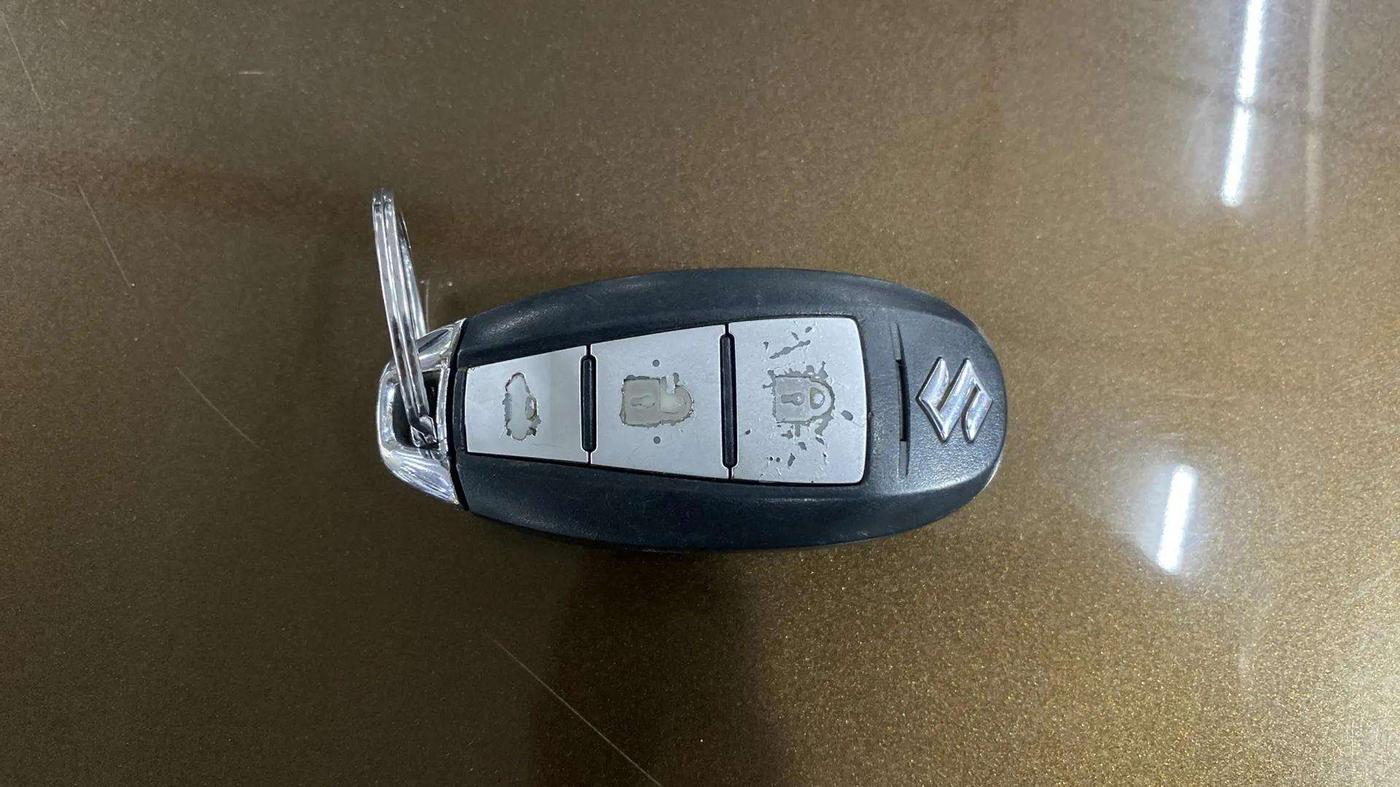 2017 Maruti Ciaz ALPHA 1.4 PETROL, Petrol, Manual, 32,225 km, Key Close Up