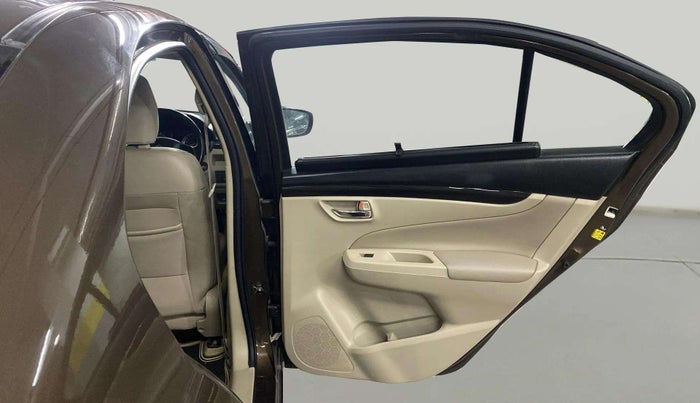 2017 Maruti Ciaz ALPHA 1.4 PETROL, Petrol, Manual, 32,225 km, RHS Rear Door
