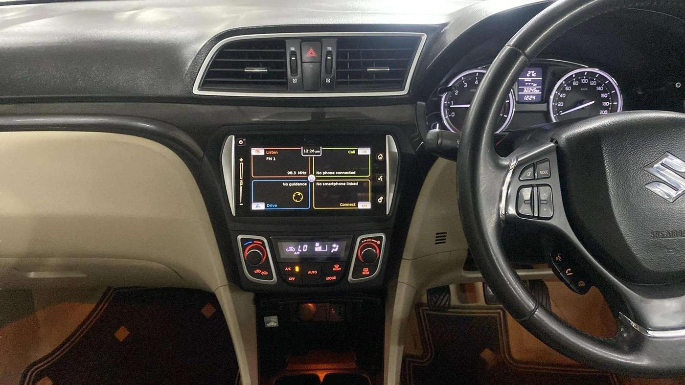 2017 Maruti Ciaz ALPHA 1.4 PETROL, Petrol, Manual, 32,225 km, Air Conditioner