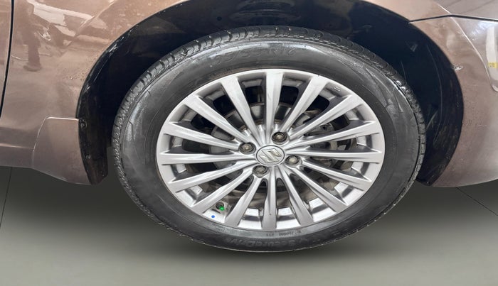 2017 Maruti Ciaz ALPHA 1.4 PETROL, Petrol, Manual, 32,225 km, Right Front Wheel