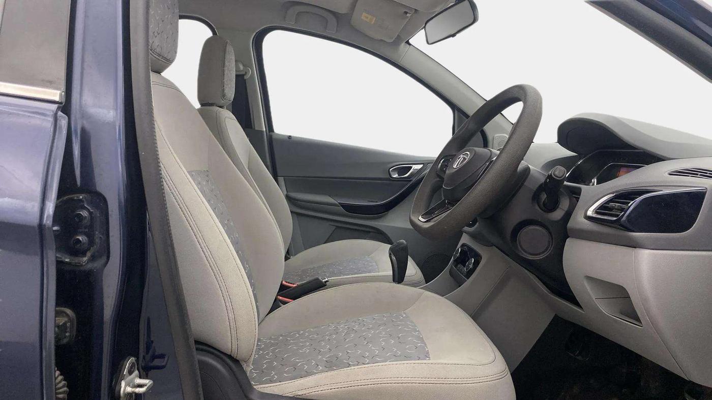 2020 Tata TIGOR XZA PLUS PETROL, Petrol, Automatic, 27,756 km, Right Side Front Door Cabin