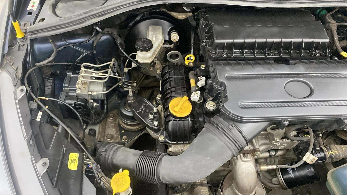 2020 Tata TIGOR XZA PLUS PETROL, Petrol, Automatic, 27,756 km, Engine View - Right