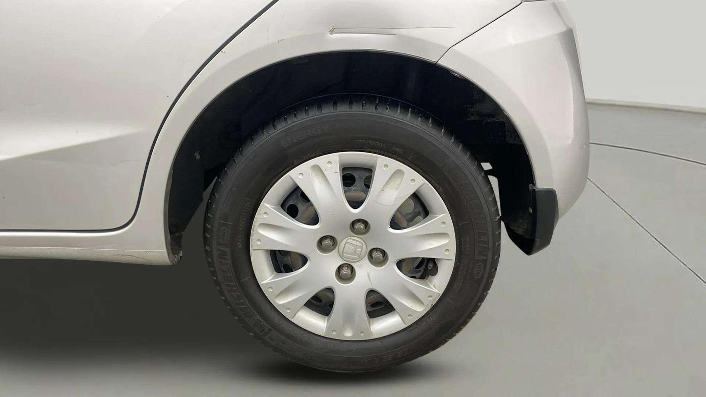 2014 Honda Brio S MT, Petrol, Manual, 78,619 km, Left Rear Wheel