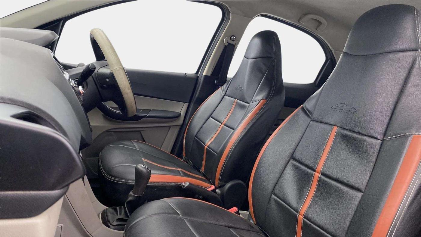 2018 Tata Tiago XE PETROL, Petrol, Manual, 21,433 km, Right Side Front Door Cabin