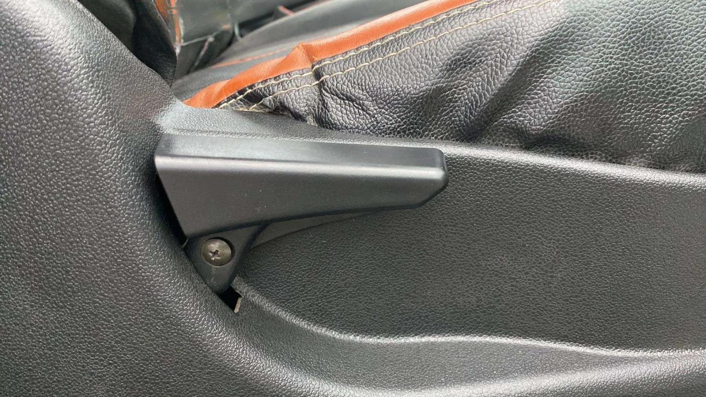 2018 Tata Tiago XE PETROL, Petrol, Manual, 21,433 km, Driver Side Adjustment Panel